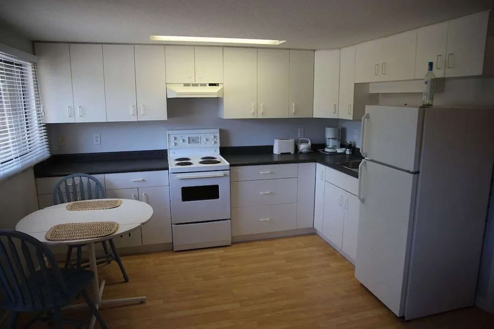 Cedar Grove Motel and Cabins