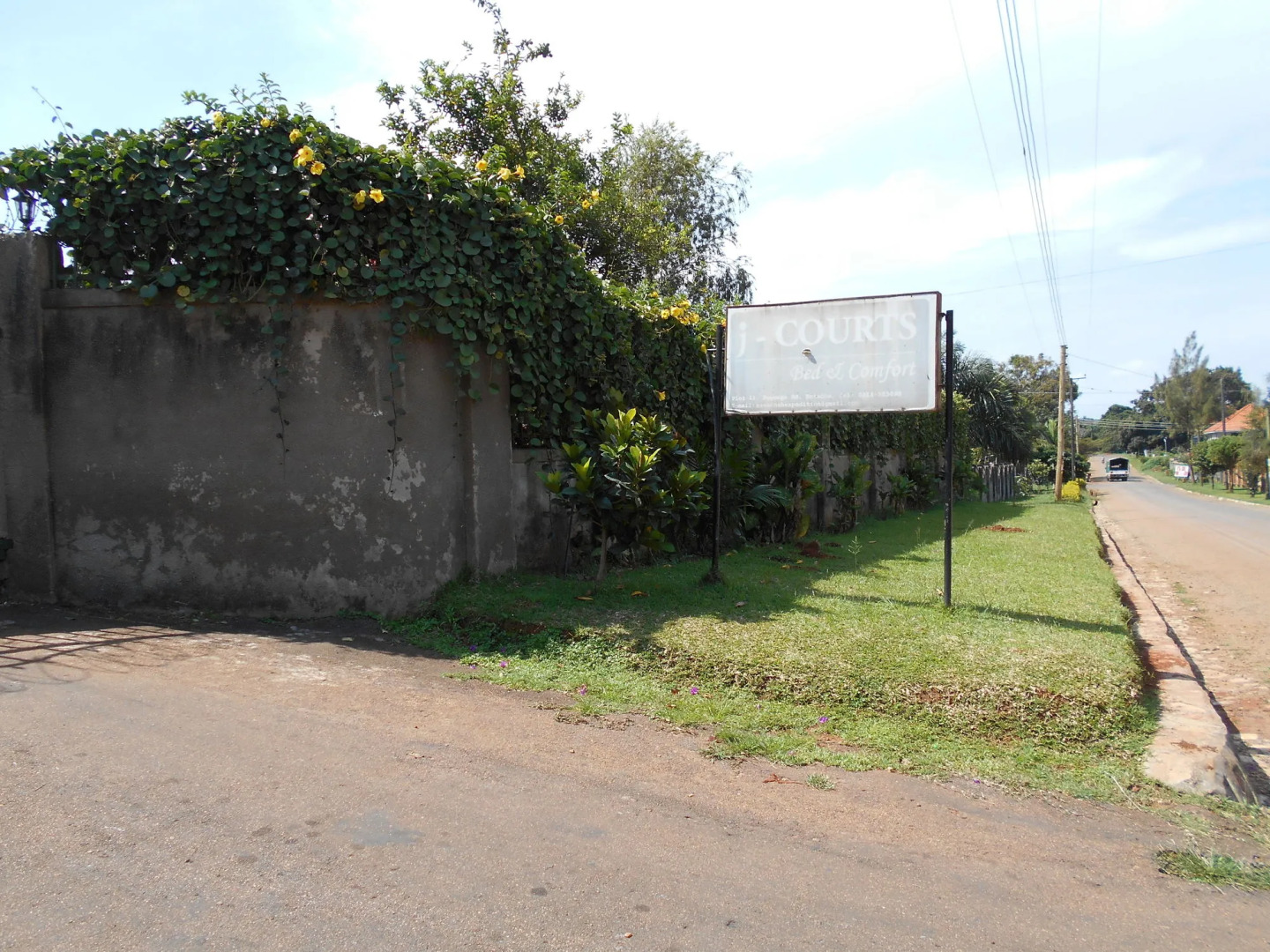 J-Courts Bed & Comfort