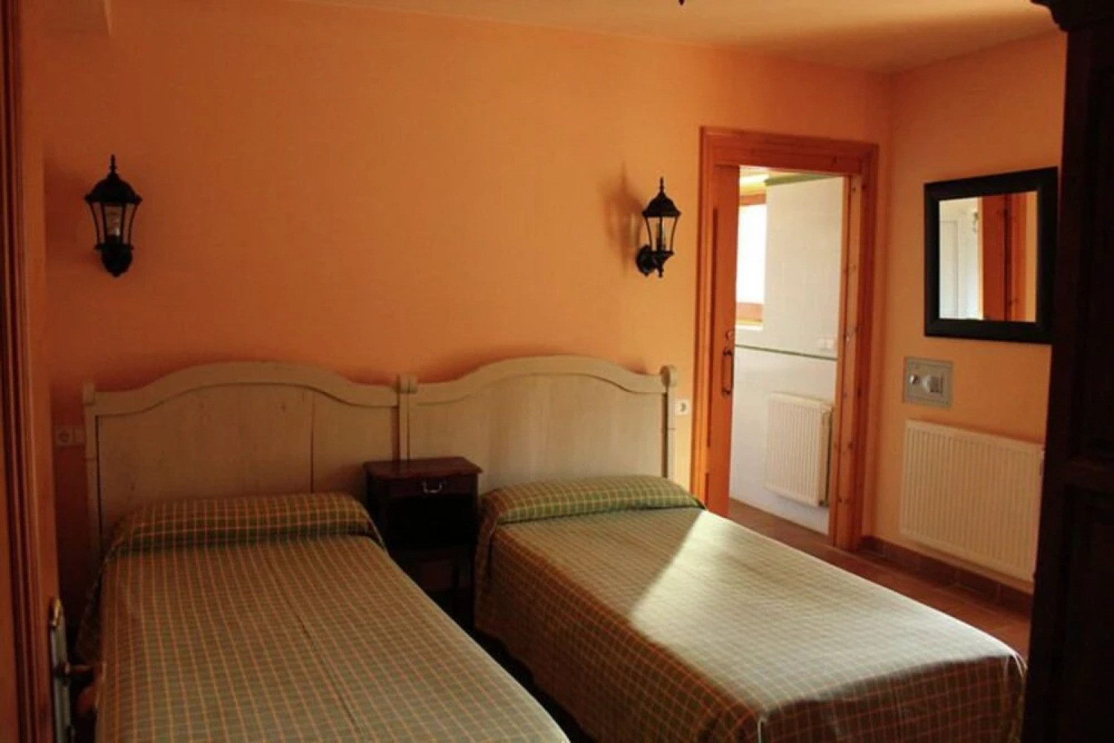 Modern Furnished Apartment Situated on the Ground Floor