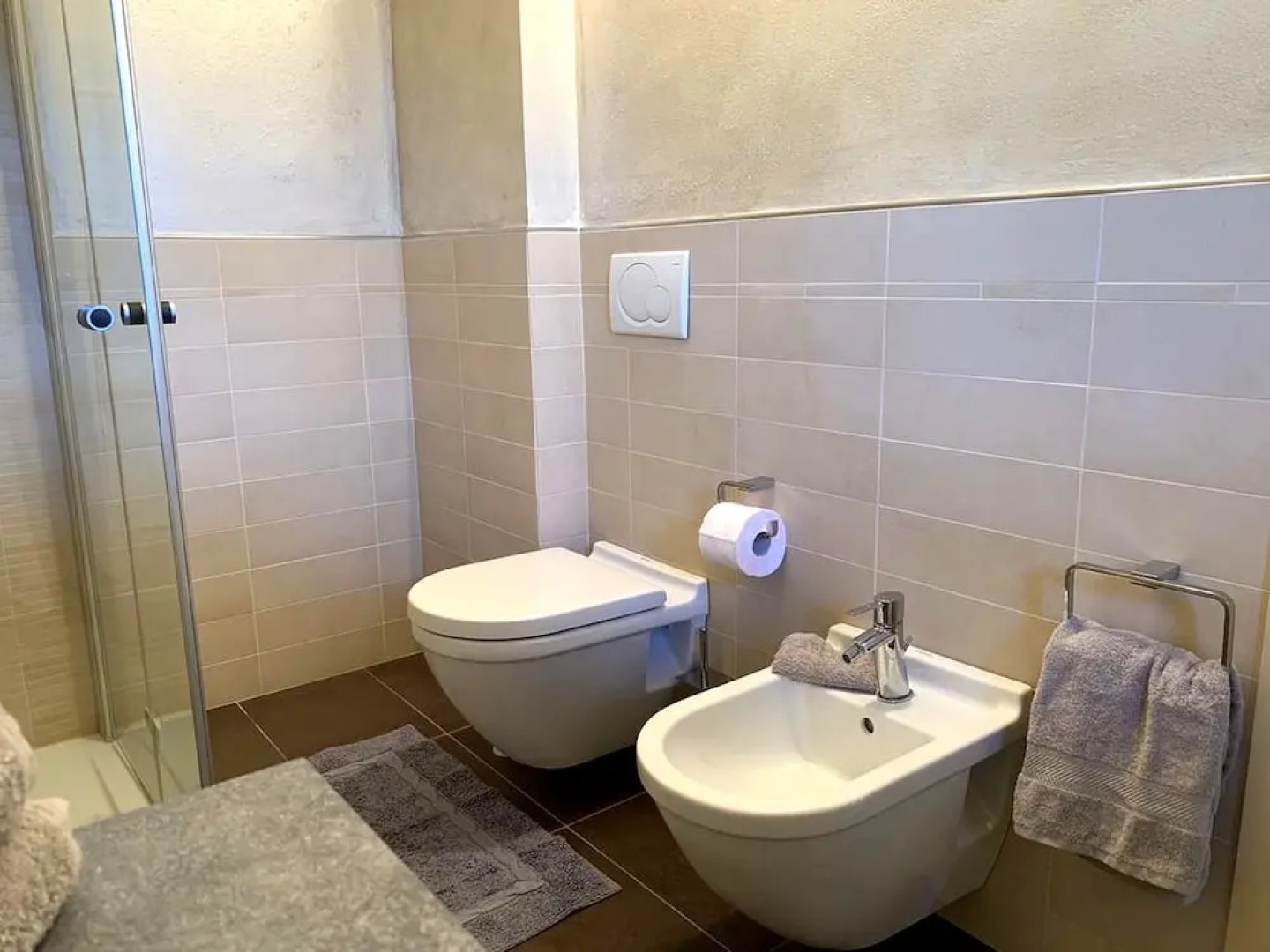 Upscale Villa in Salò Lombardy with Swimming Pool