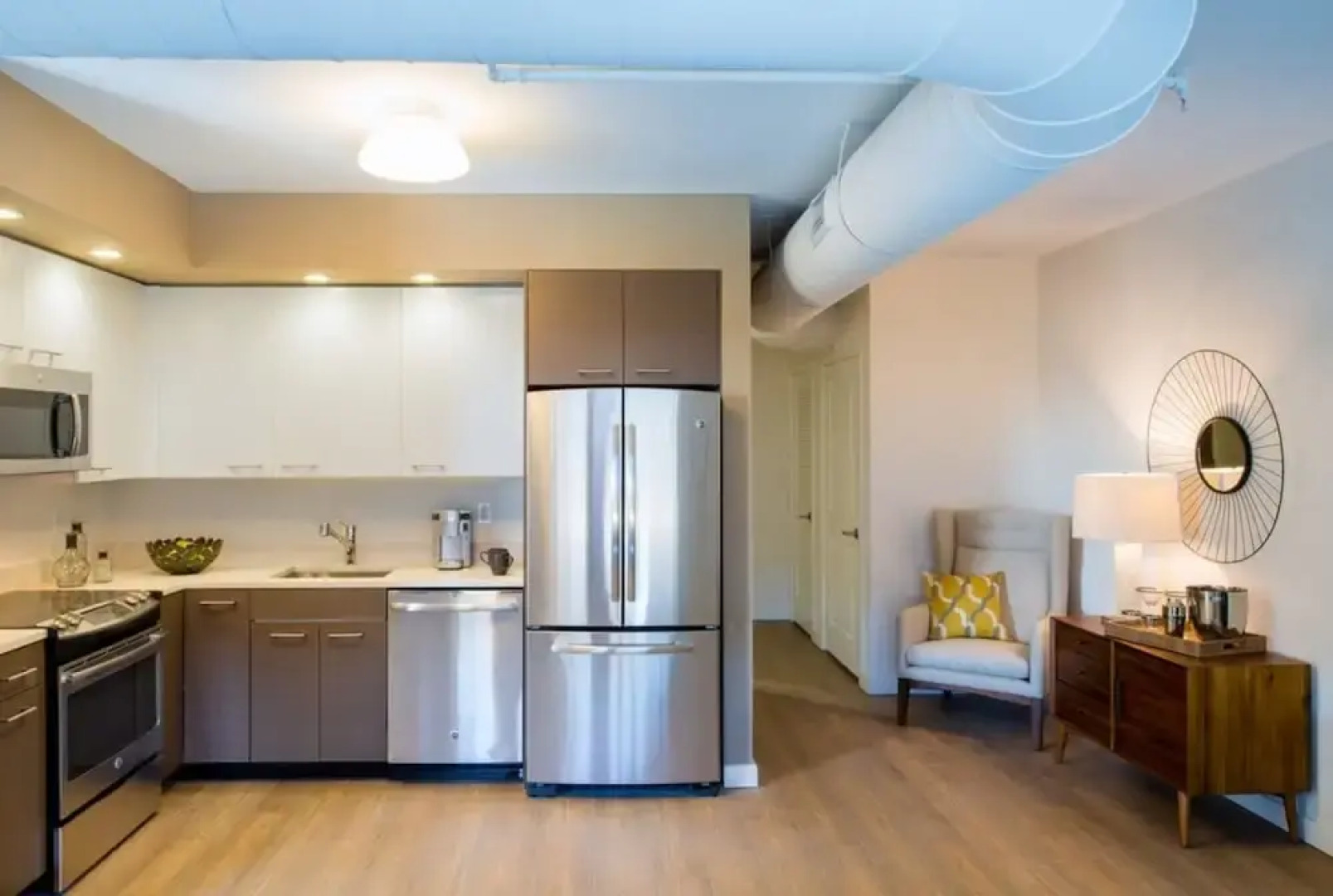 Bridgestreet the View at Liberty Center