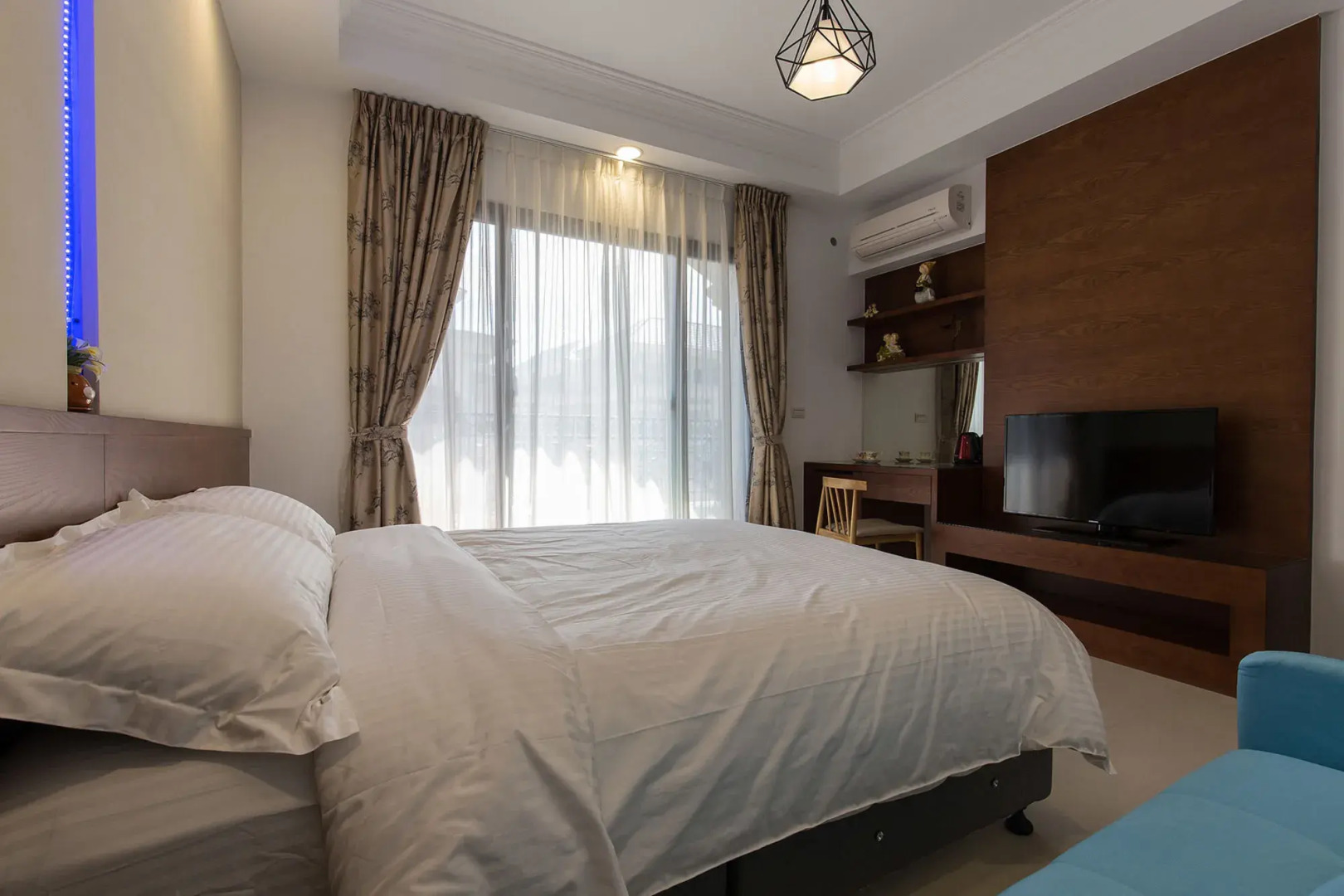 Creekside No.22 Bed and Breakfast