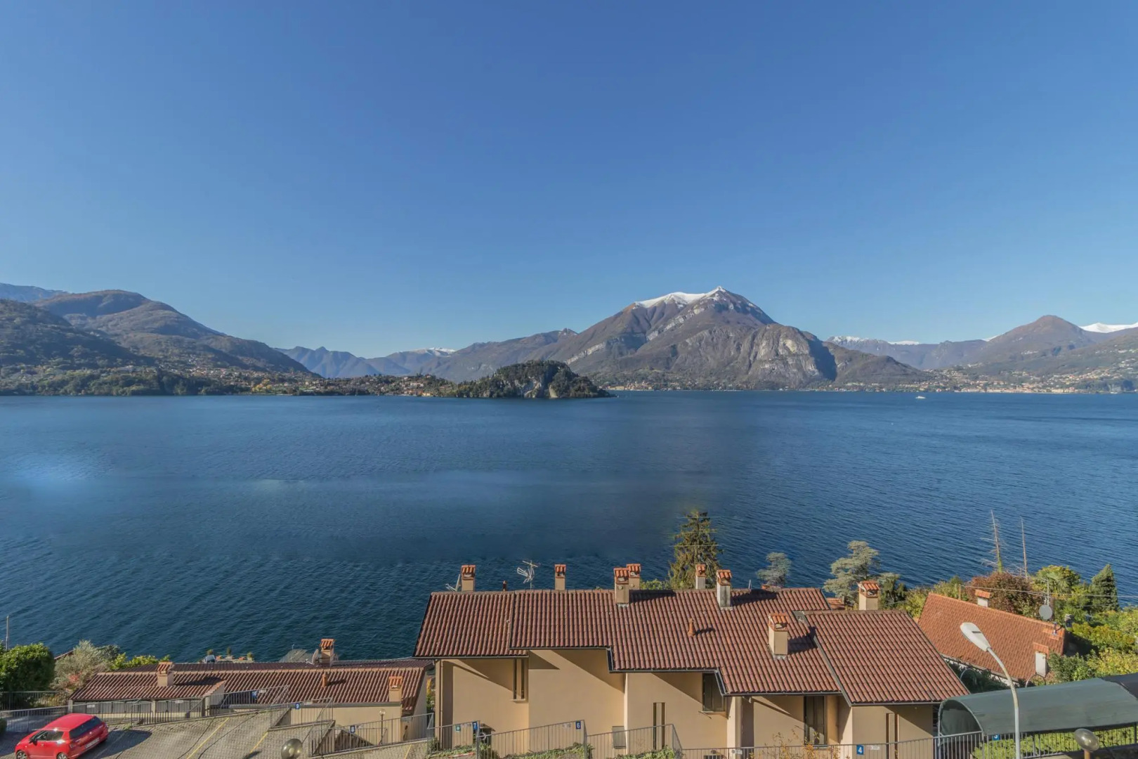 Angolo con Vista in Varenna