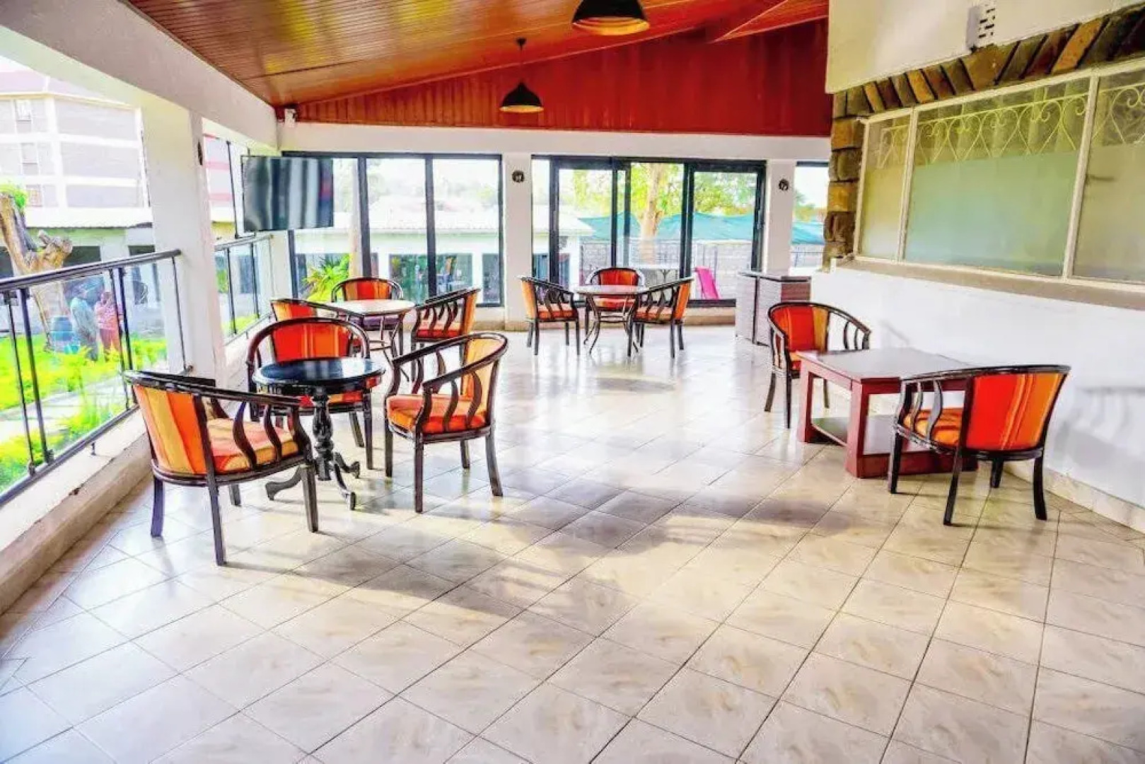 4 Tee's Hotel Rongai