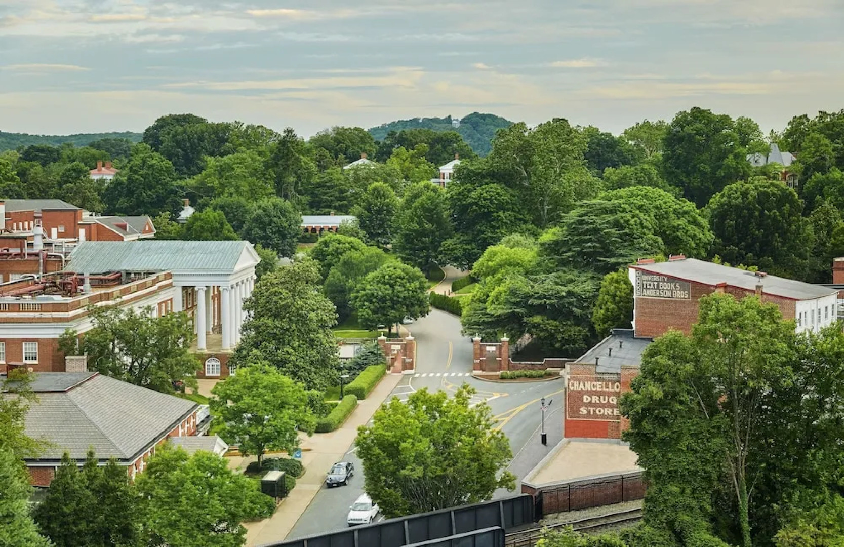 Graduate by Hilton Charlottesville