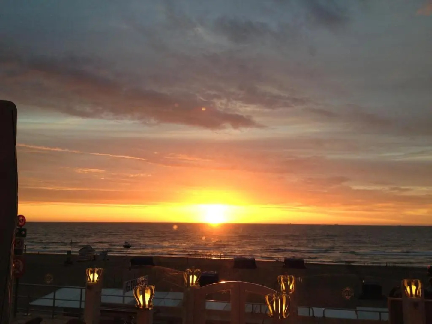 Beach Hotel - Auberge des Rois