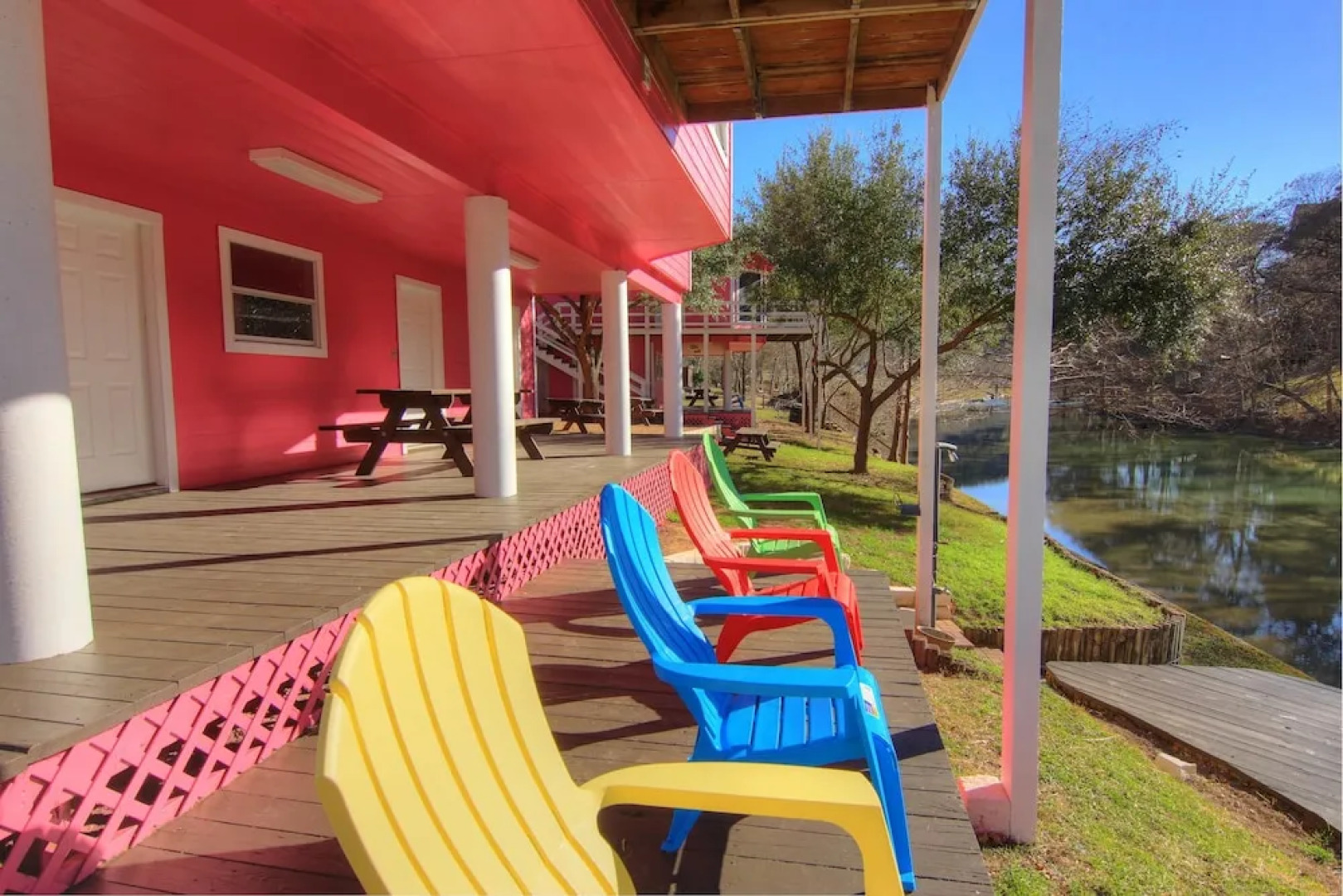 Three Pink Housez RR1 3