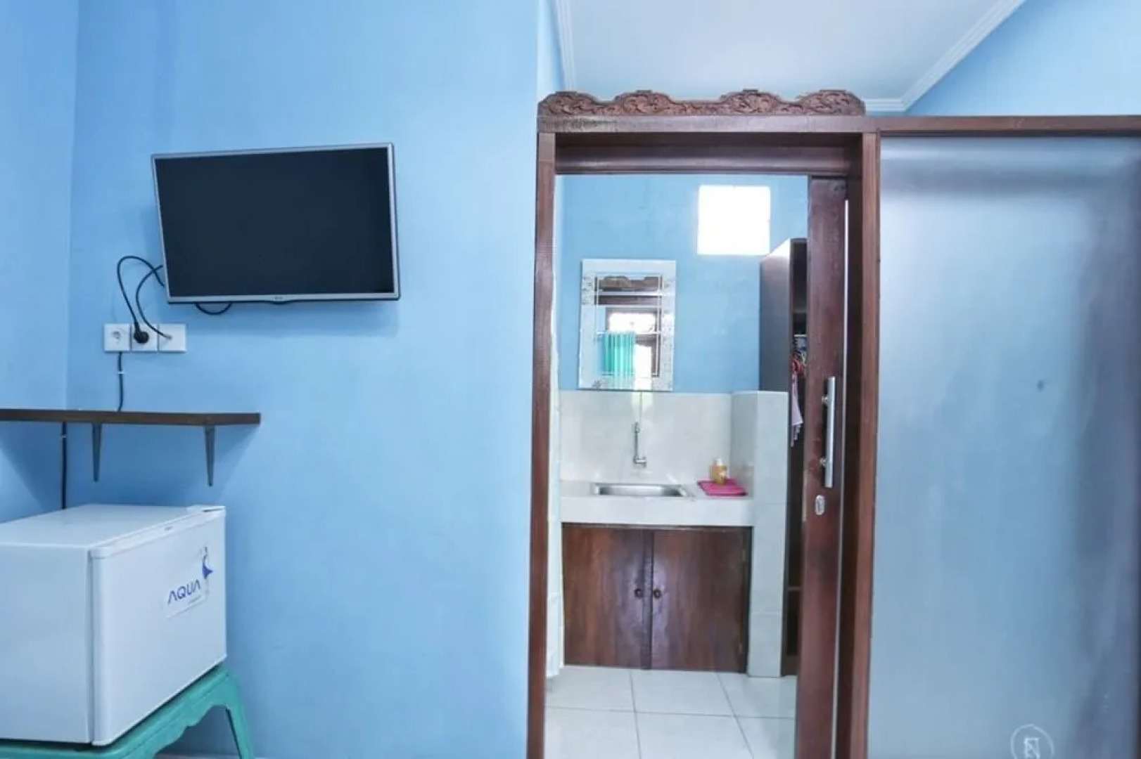 RedDoorz @ Raya Kerobokan 2