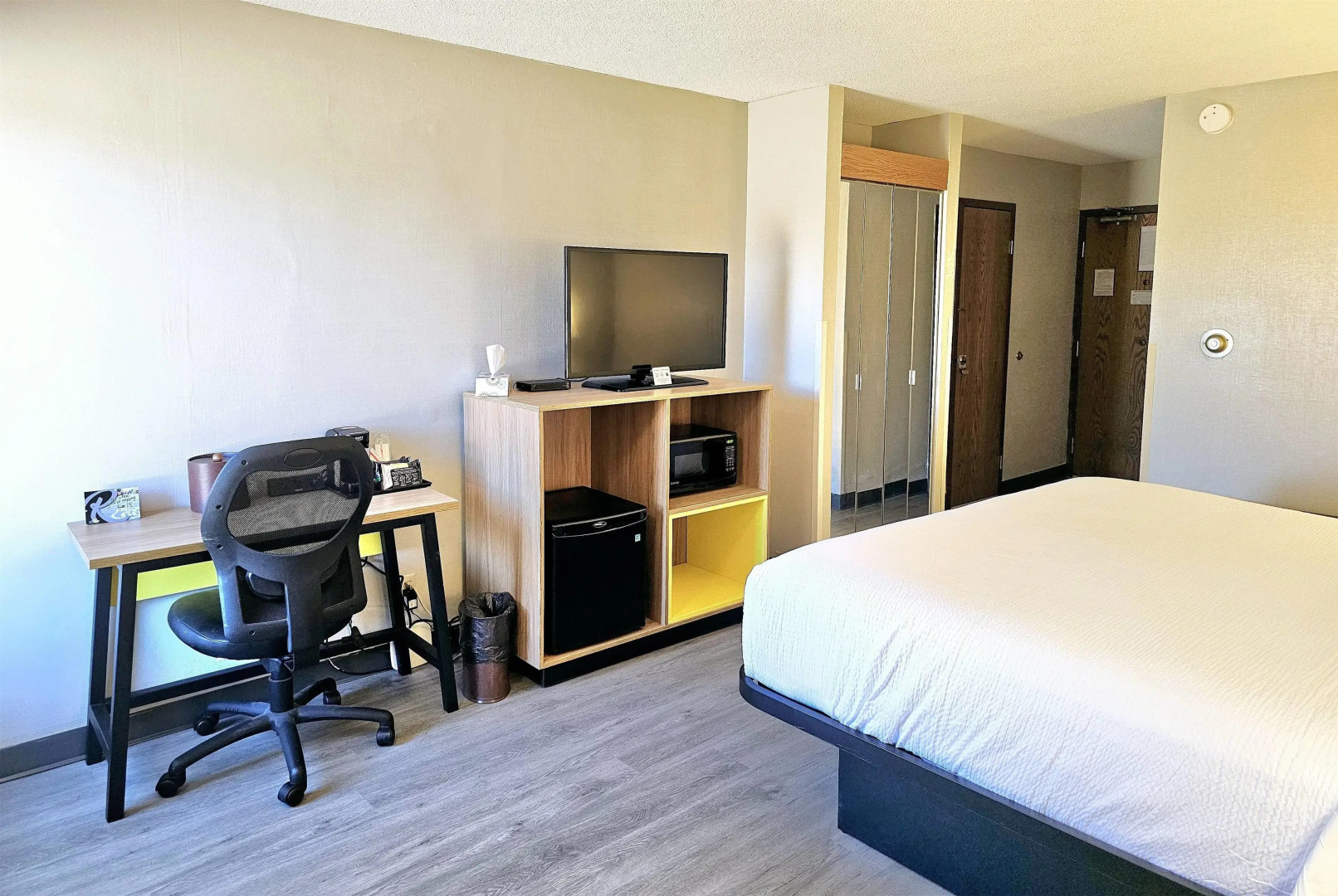 Days Inn by Wyndham Rolla