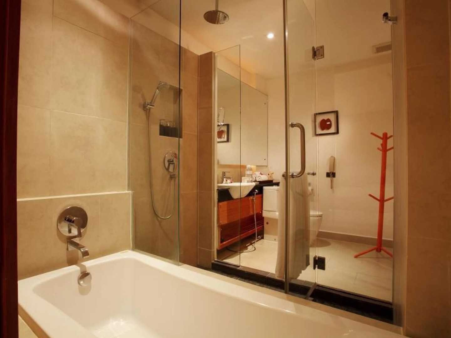 Курортный отель La Flora Resort Patong