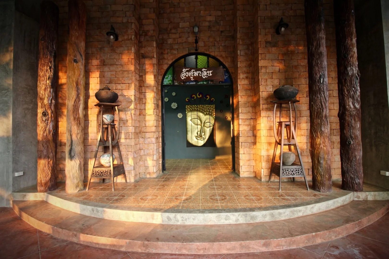 Yoko River Kwai Resort