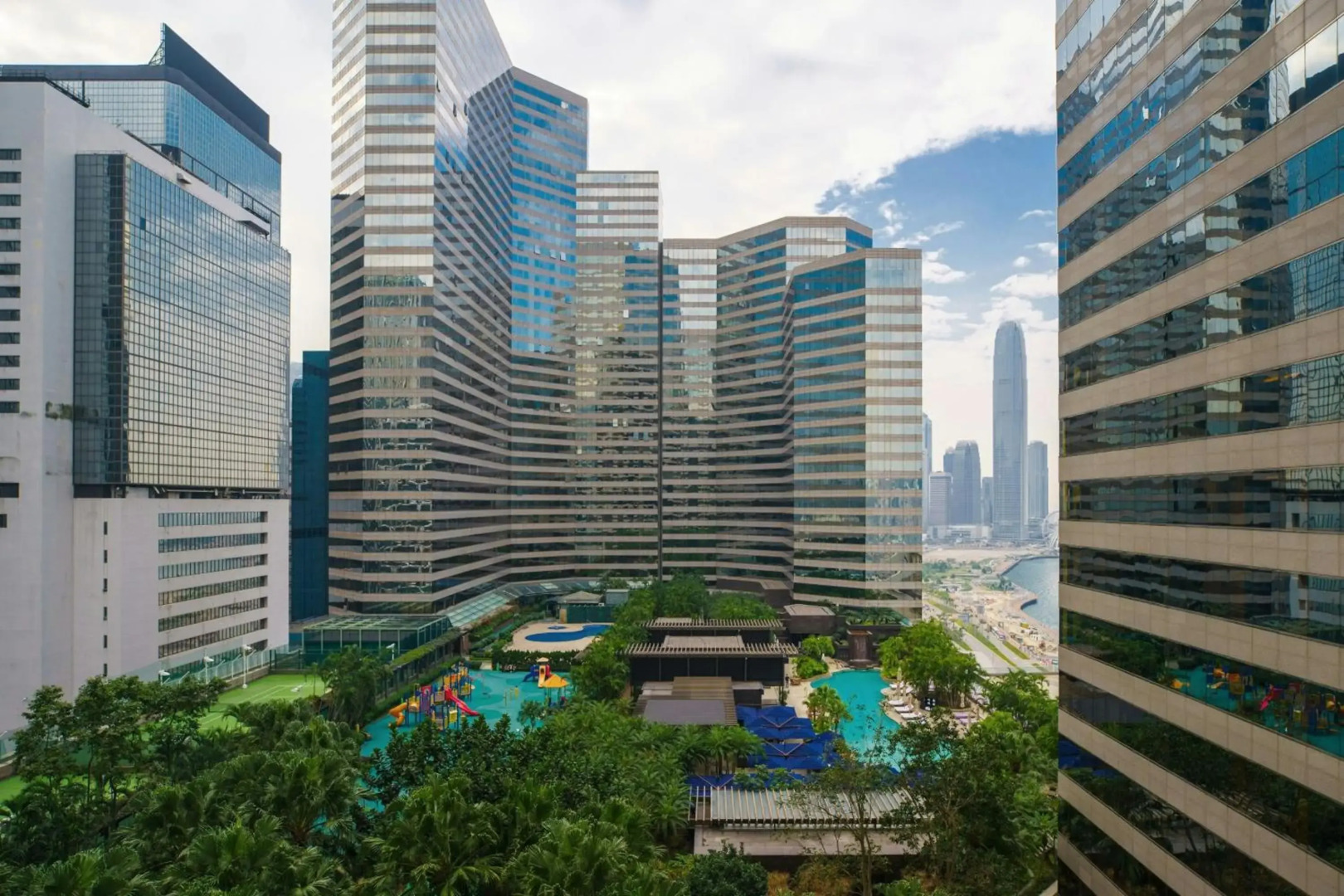 Renaissance Hong Kong Harbour View Hotel