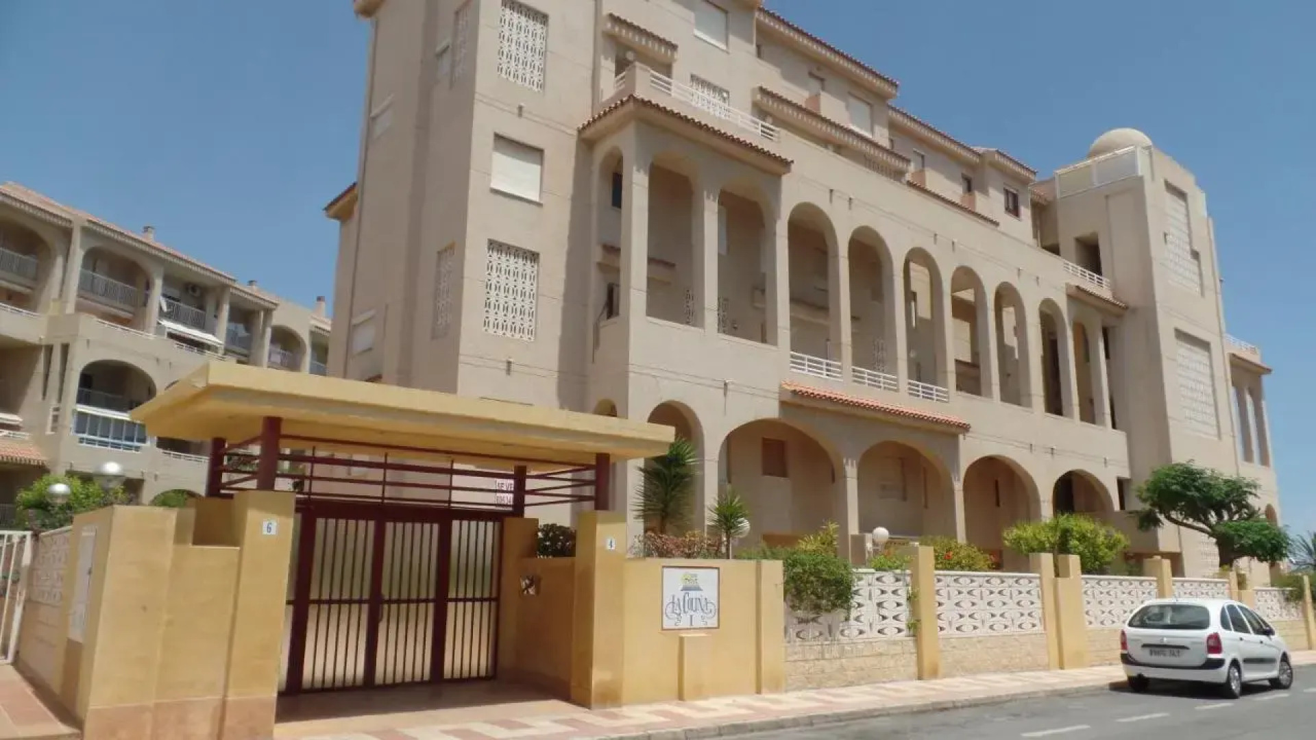 Baby-Friendly Terrace Apartment