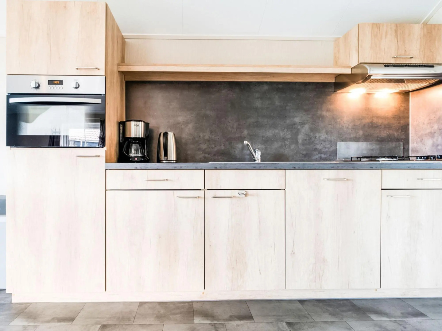 Glamping With Veranda Over Water