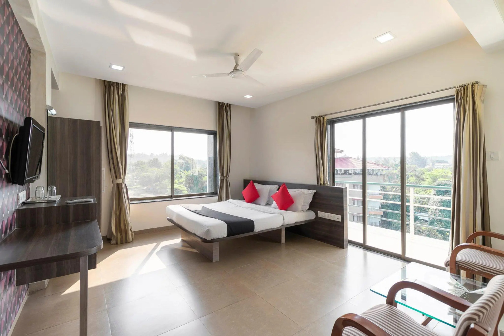 Capital O 46139 Green Valley Resort