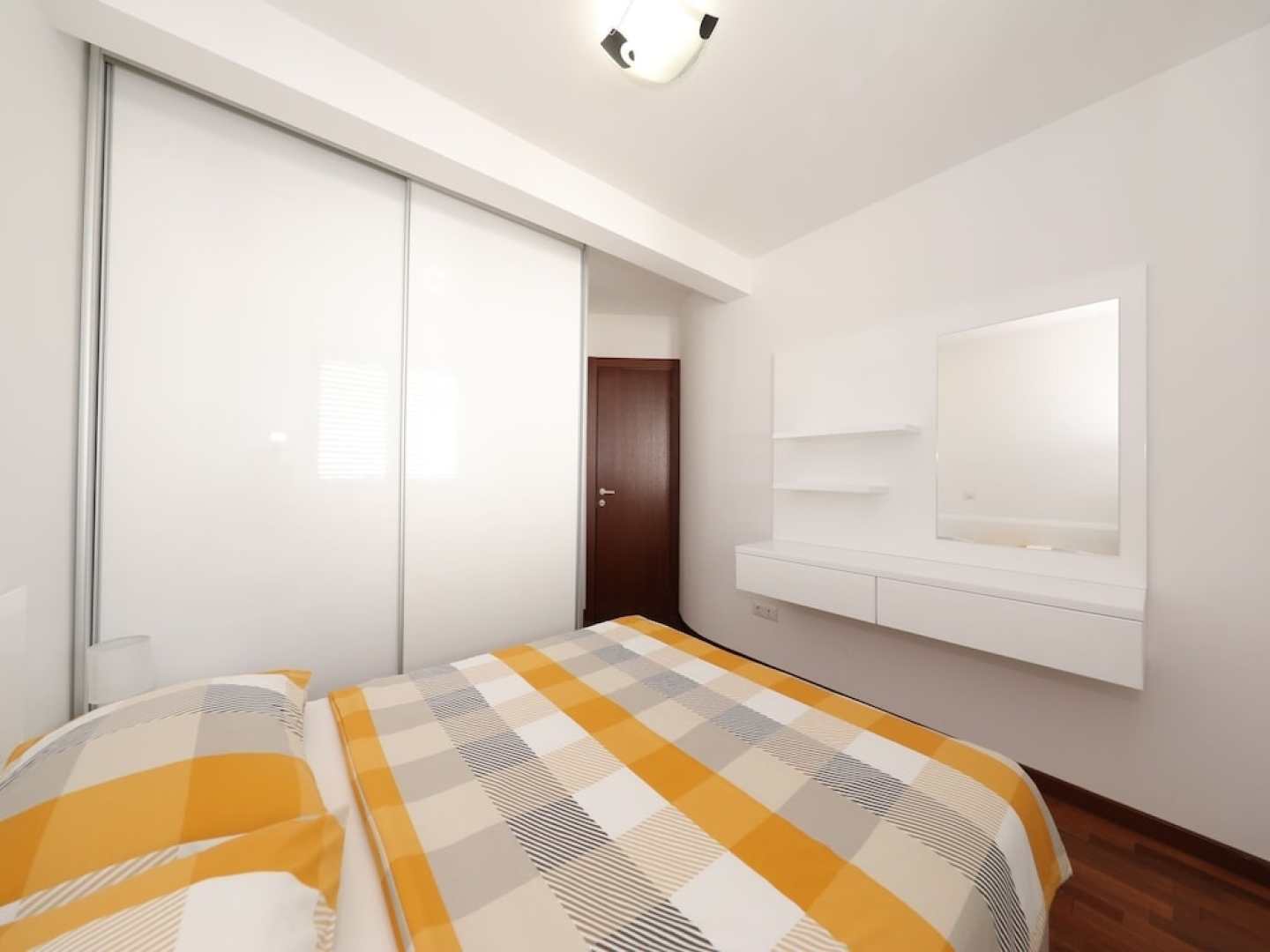 Charming Apartment in Seline Dalmatia With Sea View