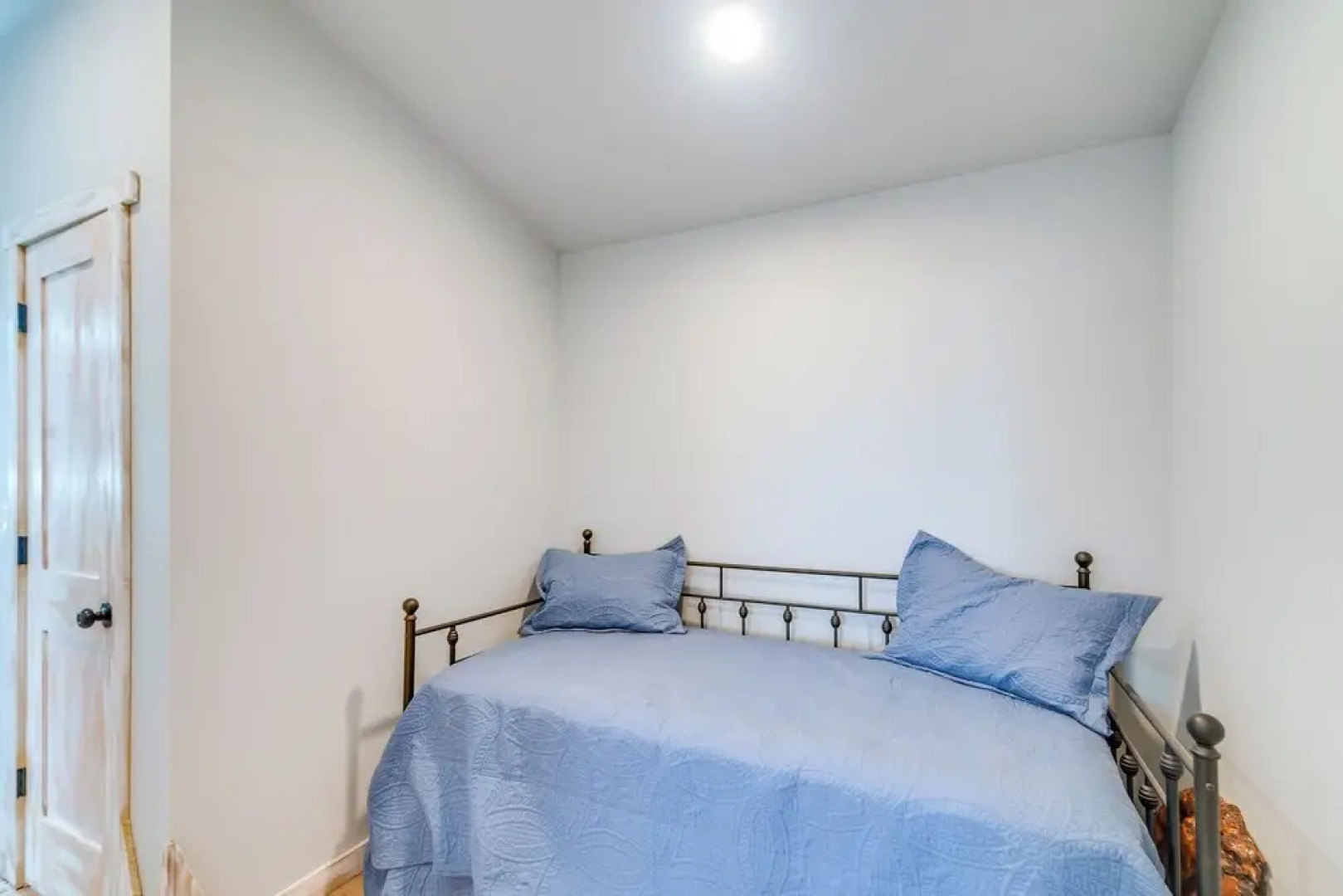 Steps to Shore: Family Beach Getaway in Westport