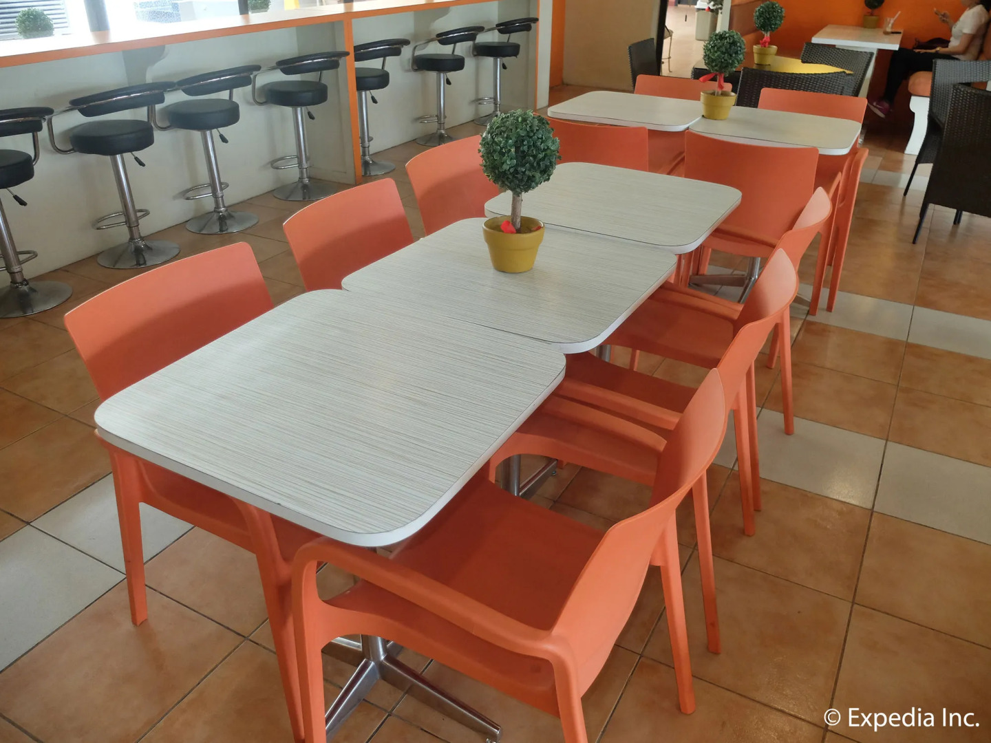 DM Residente Inns and Villas