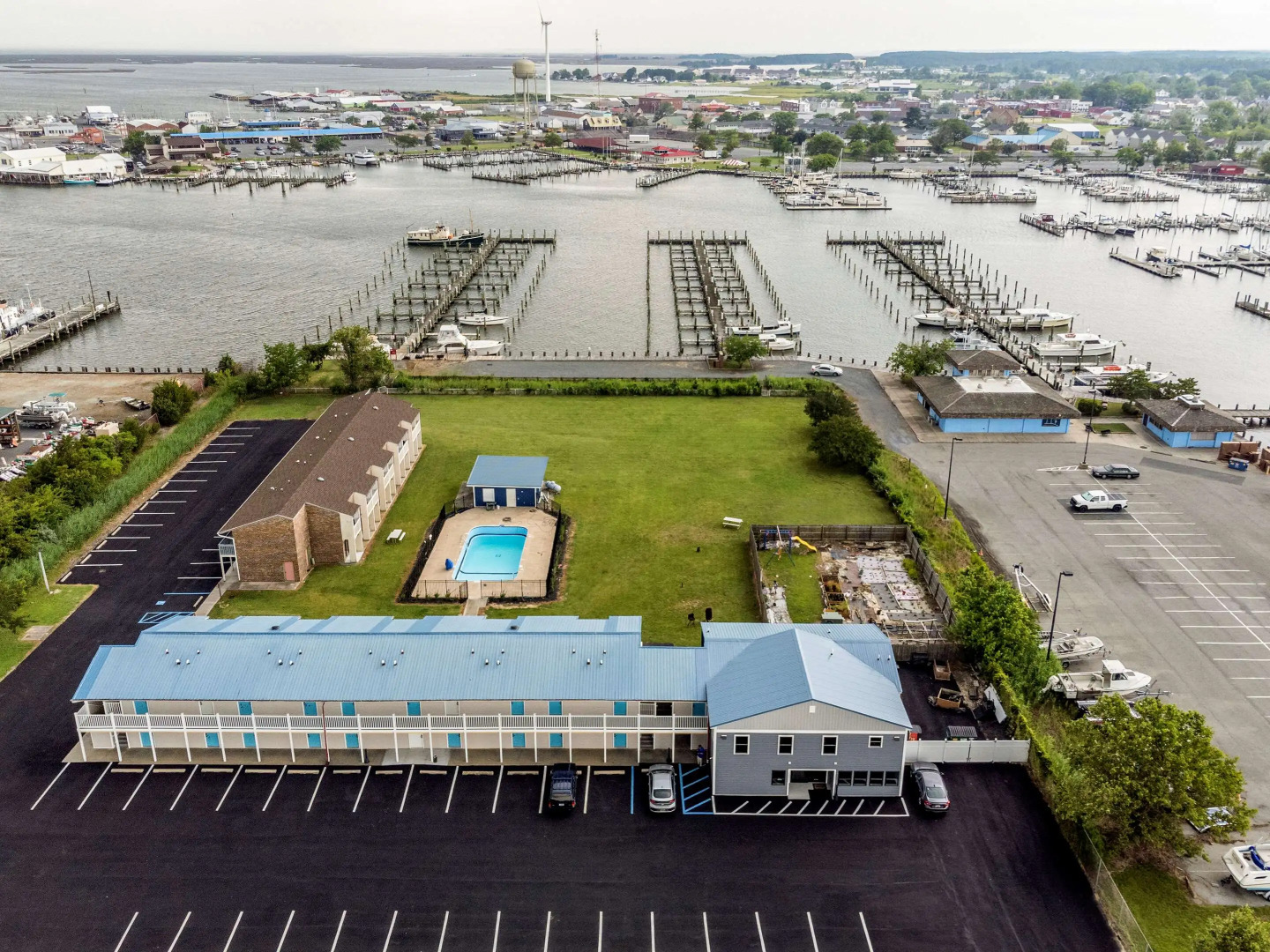 Rodeway Inn at Somers Cove Marina