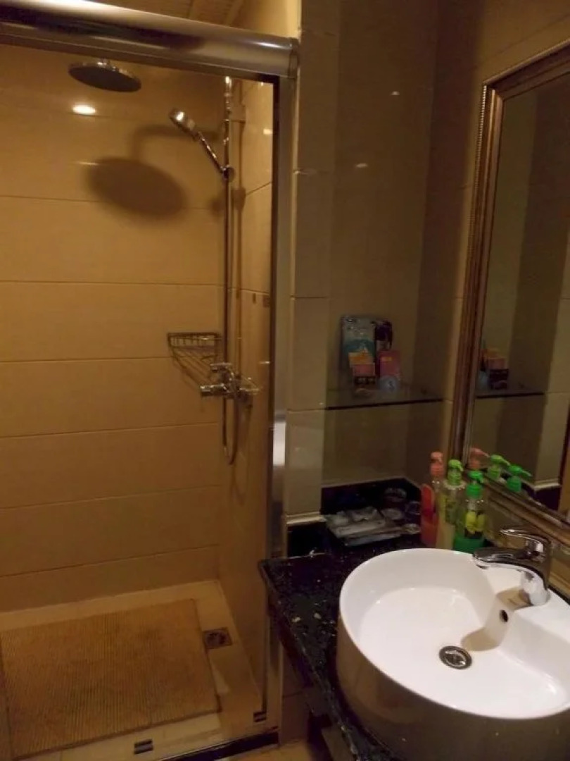 Hanbang Hotel (Hanzhong High-speed Railway Station Central Hospital)