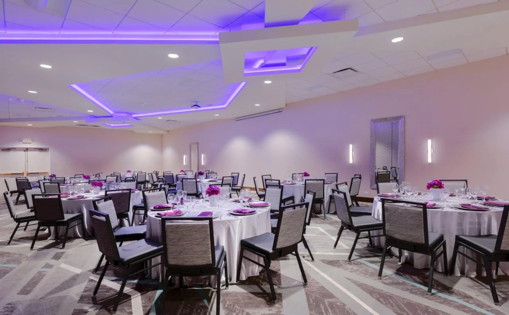 Holiday Inn La Mirada – Buena Park by IHG