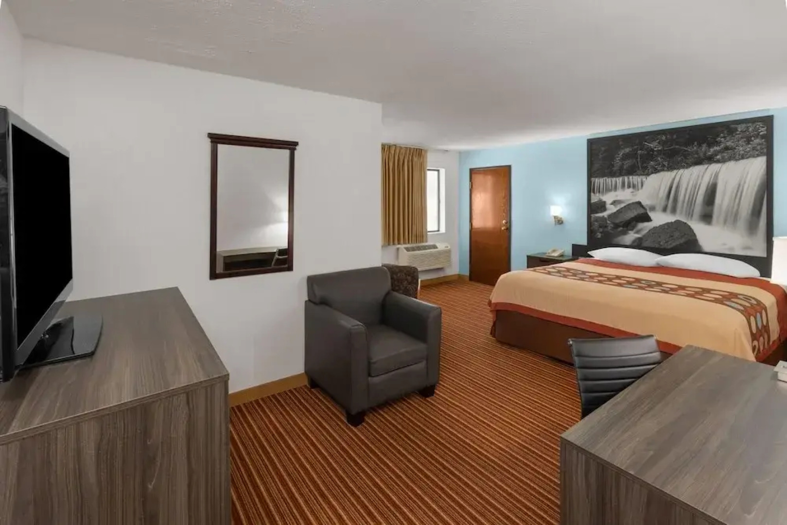 Super 8 by Wyndham Rock Port MO