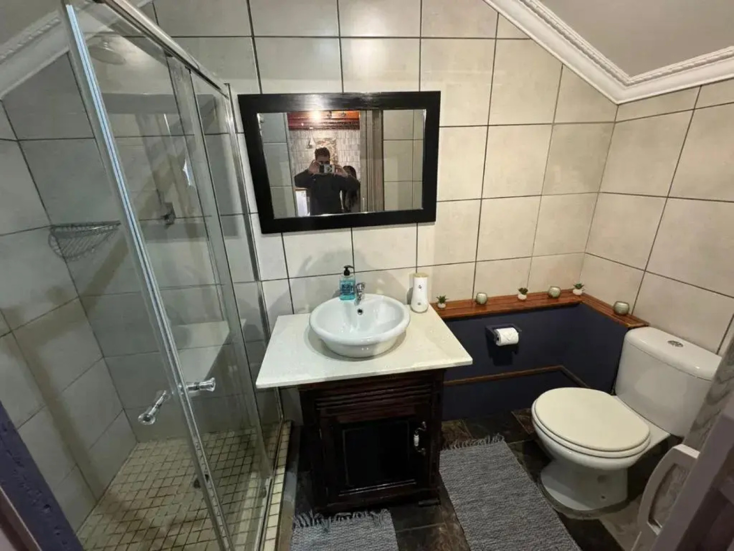 Paul & Mollie's Guest House