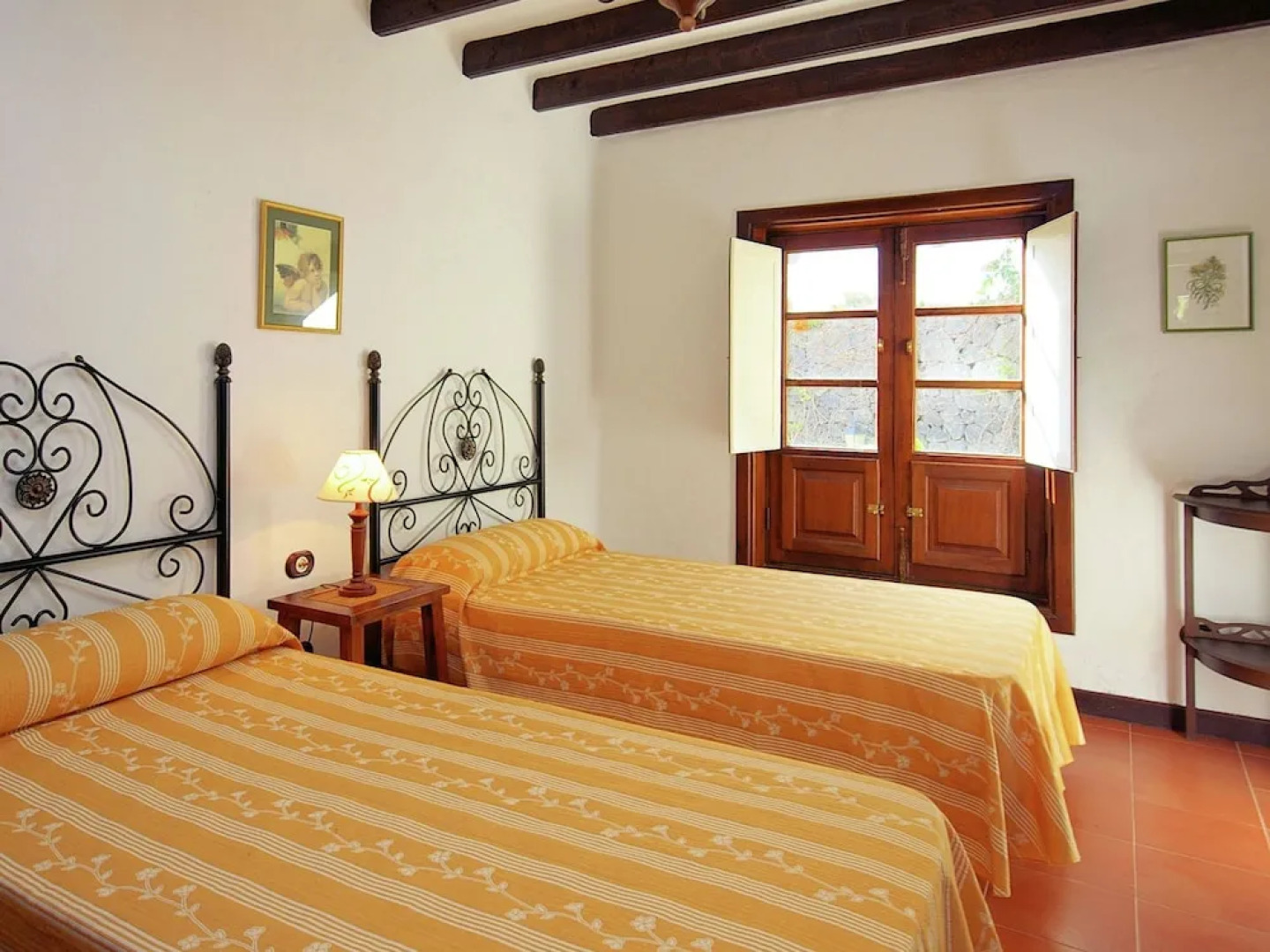 Detached Villa With Communal Swimming Pool Located in the North of Lanzarote