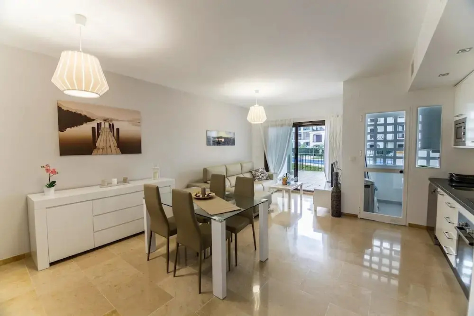 2054-Estupendo apto nuevo-en playa-acceso piscina