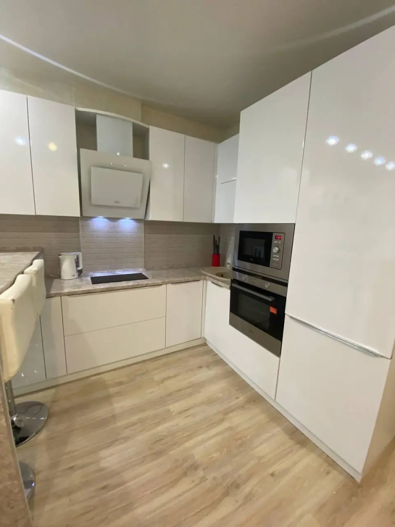 Leto Apart (Лето Апарт) на улице Революции 54