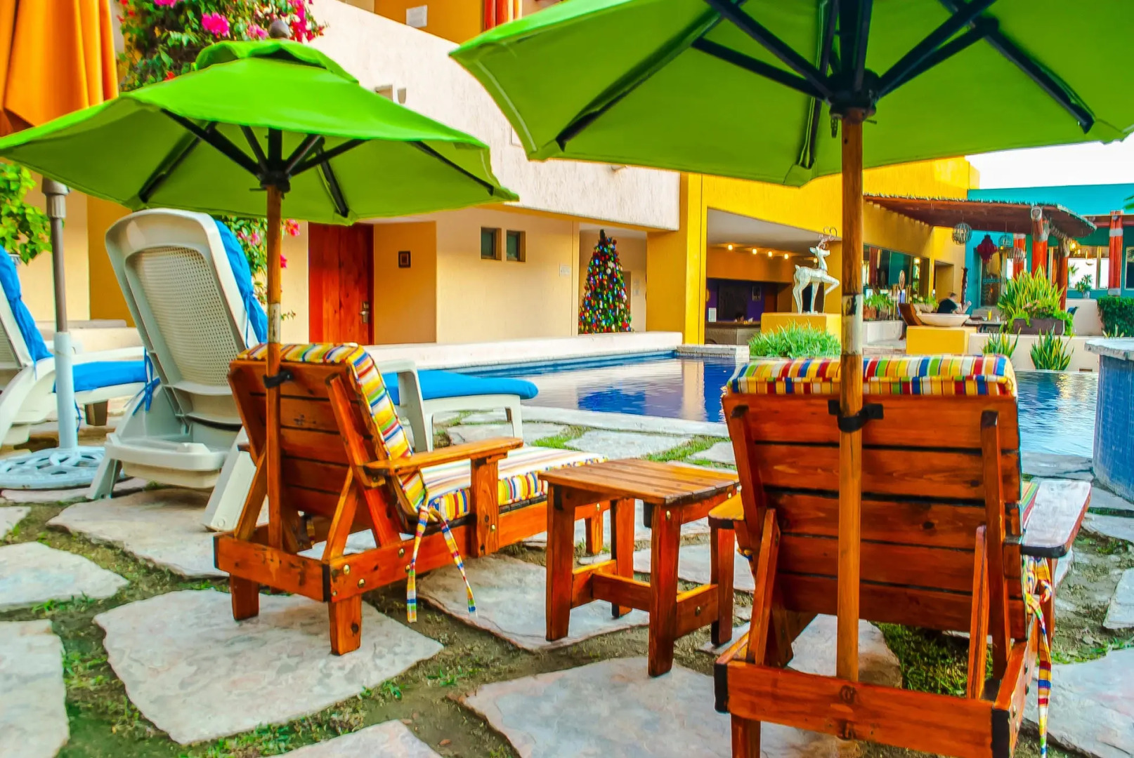 Los Patios Hotel