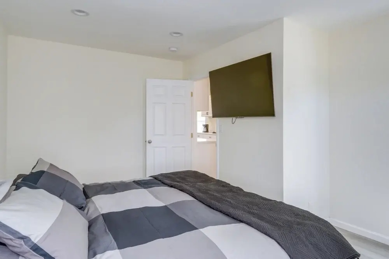 Walk to Dtwn Tehachapi: Updated Getaway w/ Yard!