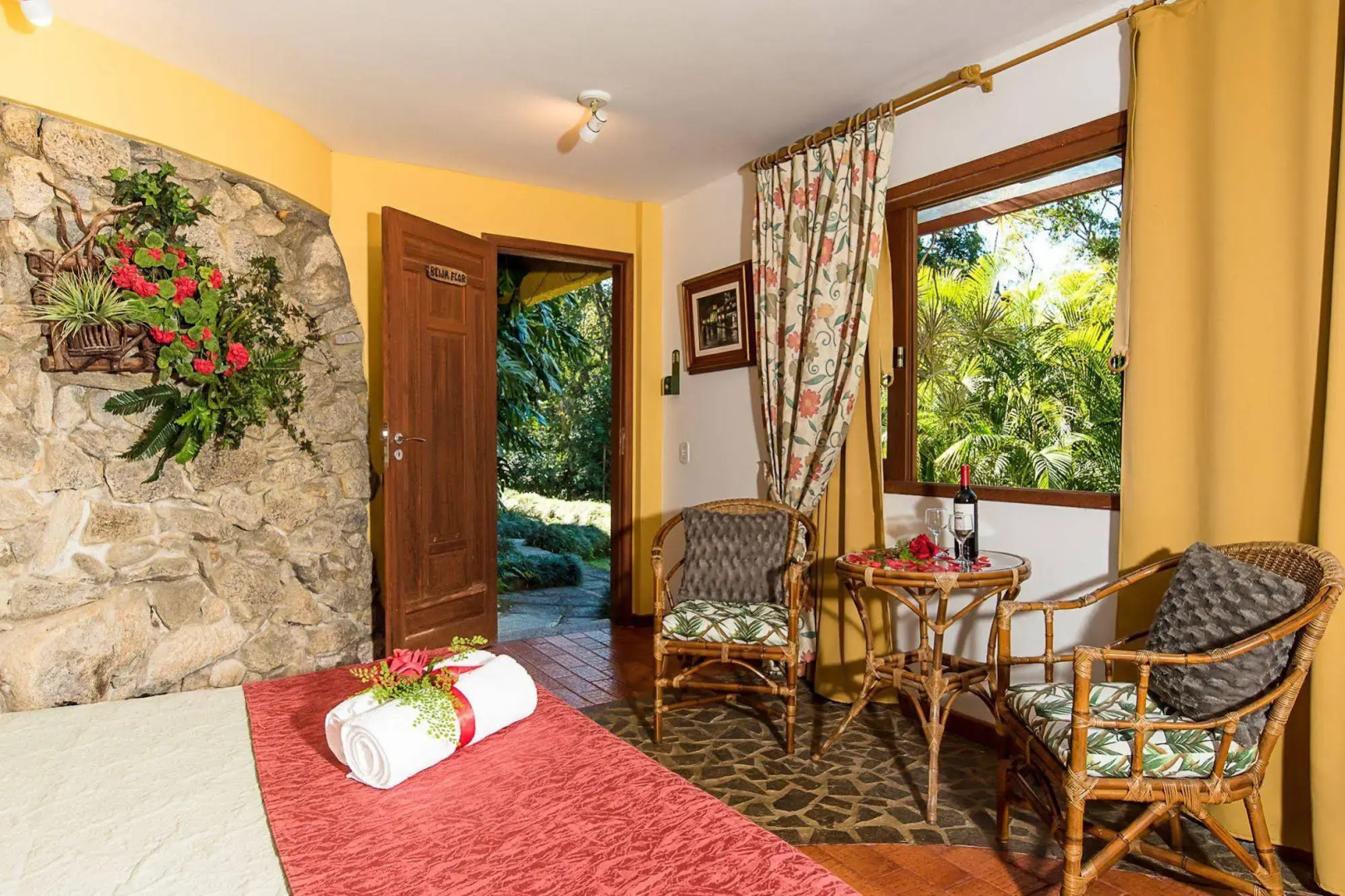 Bromelia Sabia & Cia