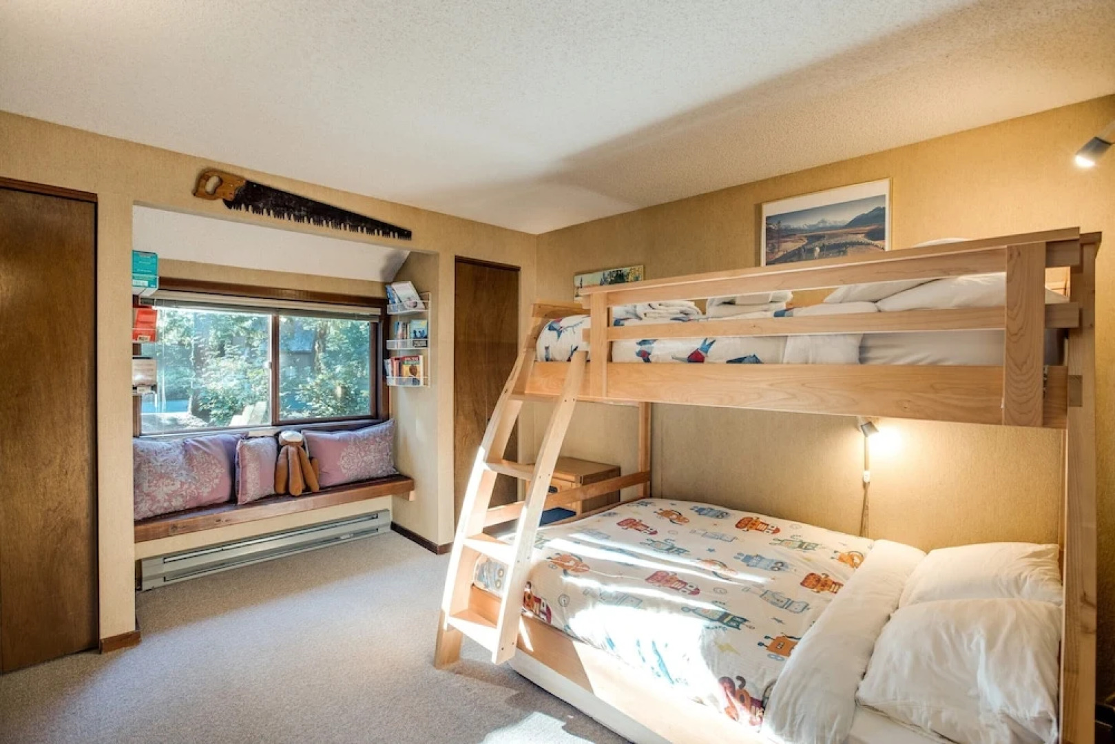 Snowater Condo 59 - A Great Family Condo With a Cabin Feel