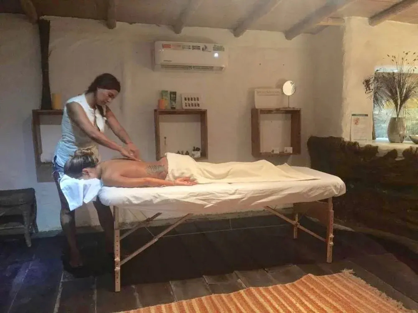 ME Hotel in Montañita Estates