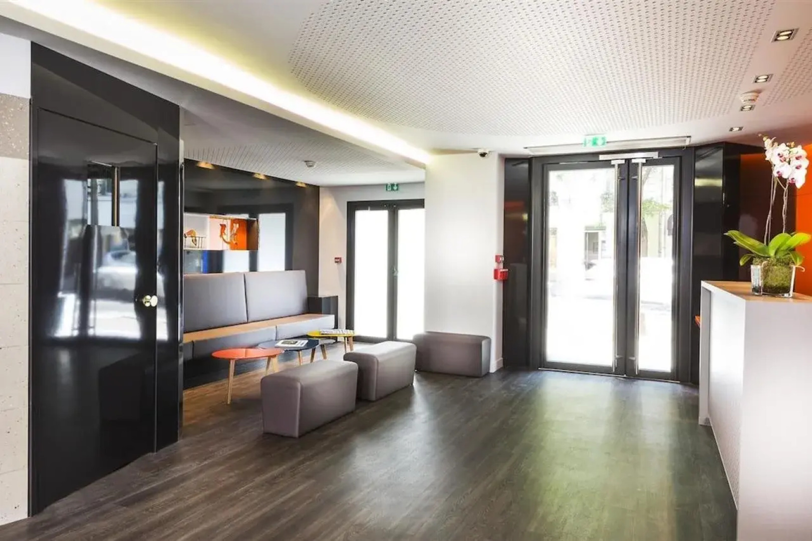 Libertel Canal Saint Martin