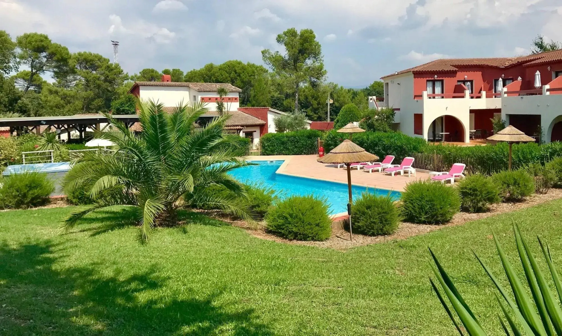 Les Pins Blancs de Provence