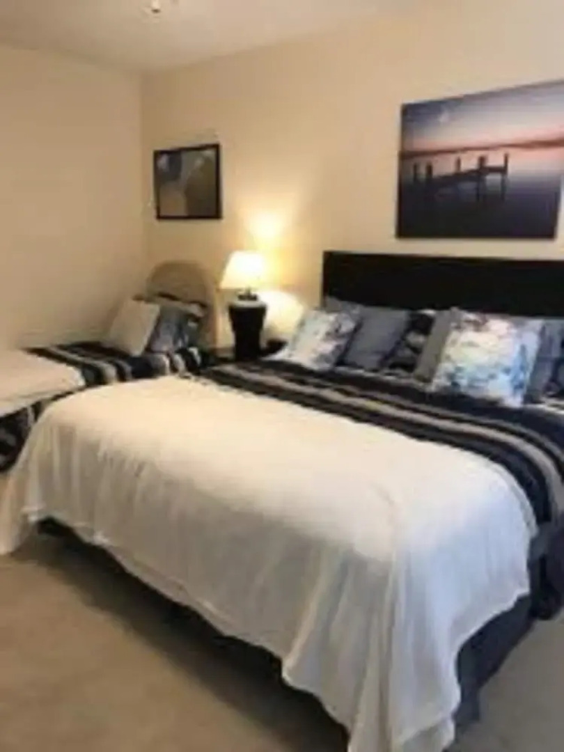 Hale Laulea - Four Bedroom House