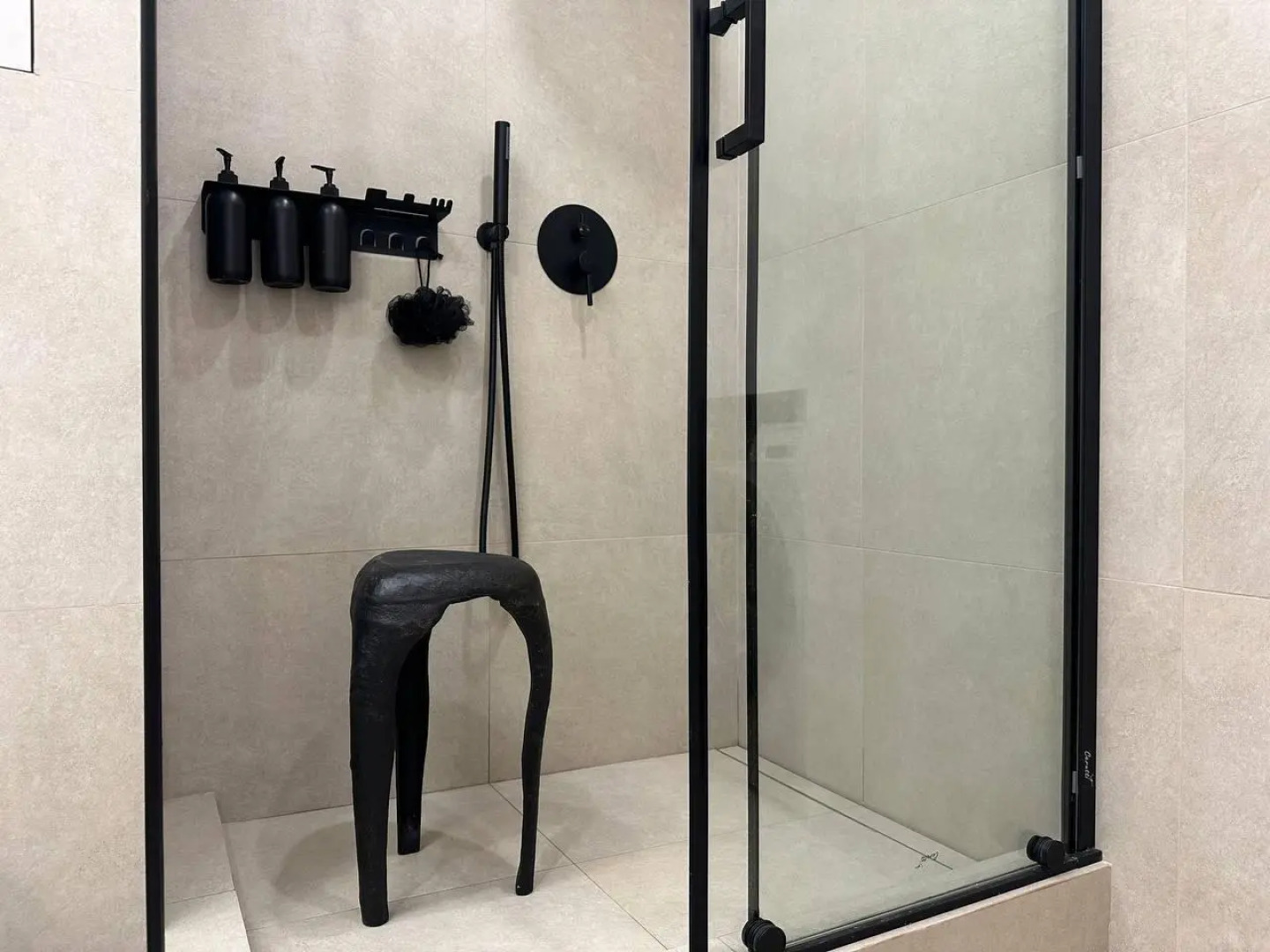 Апартаменты на улице Теплых Встреч 2