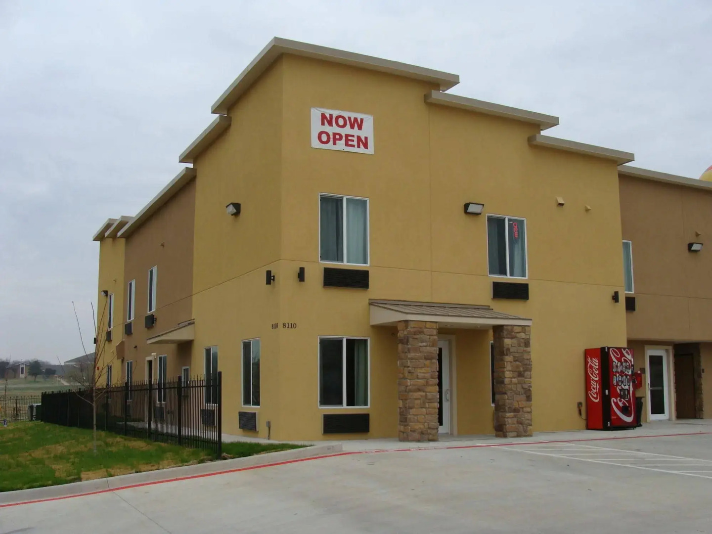 West Worth Inn and Suites