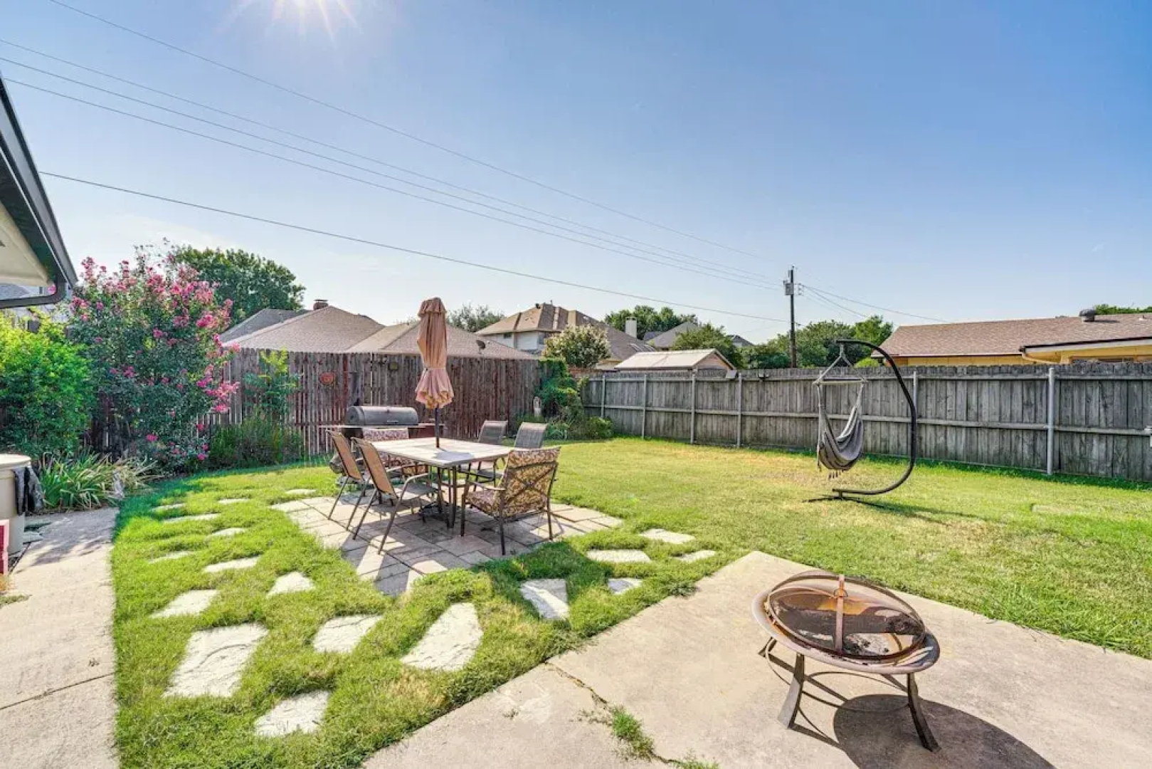 Texas Home w/ Yard: 2 Mi to Prairie Creek Park