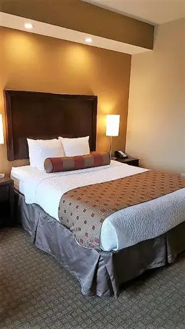 Best Western Plus Lacey Inn & Suites