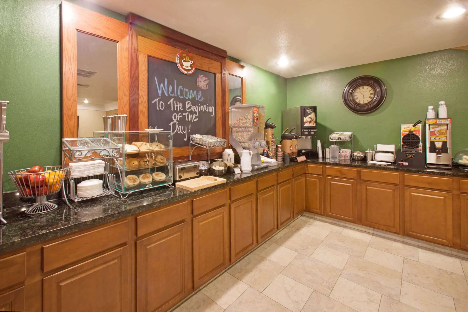 AmericInn by Wyndham Johnston Des Moines