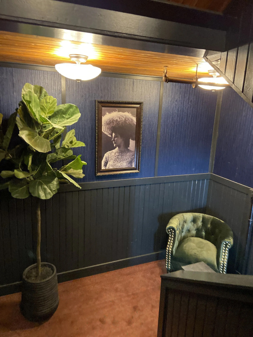 Midnight Sun, a Coast Hotel