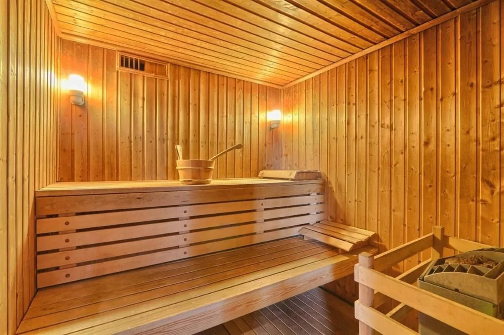 Golden Tulip CDG Airport Roissy