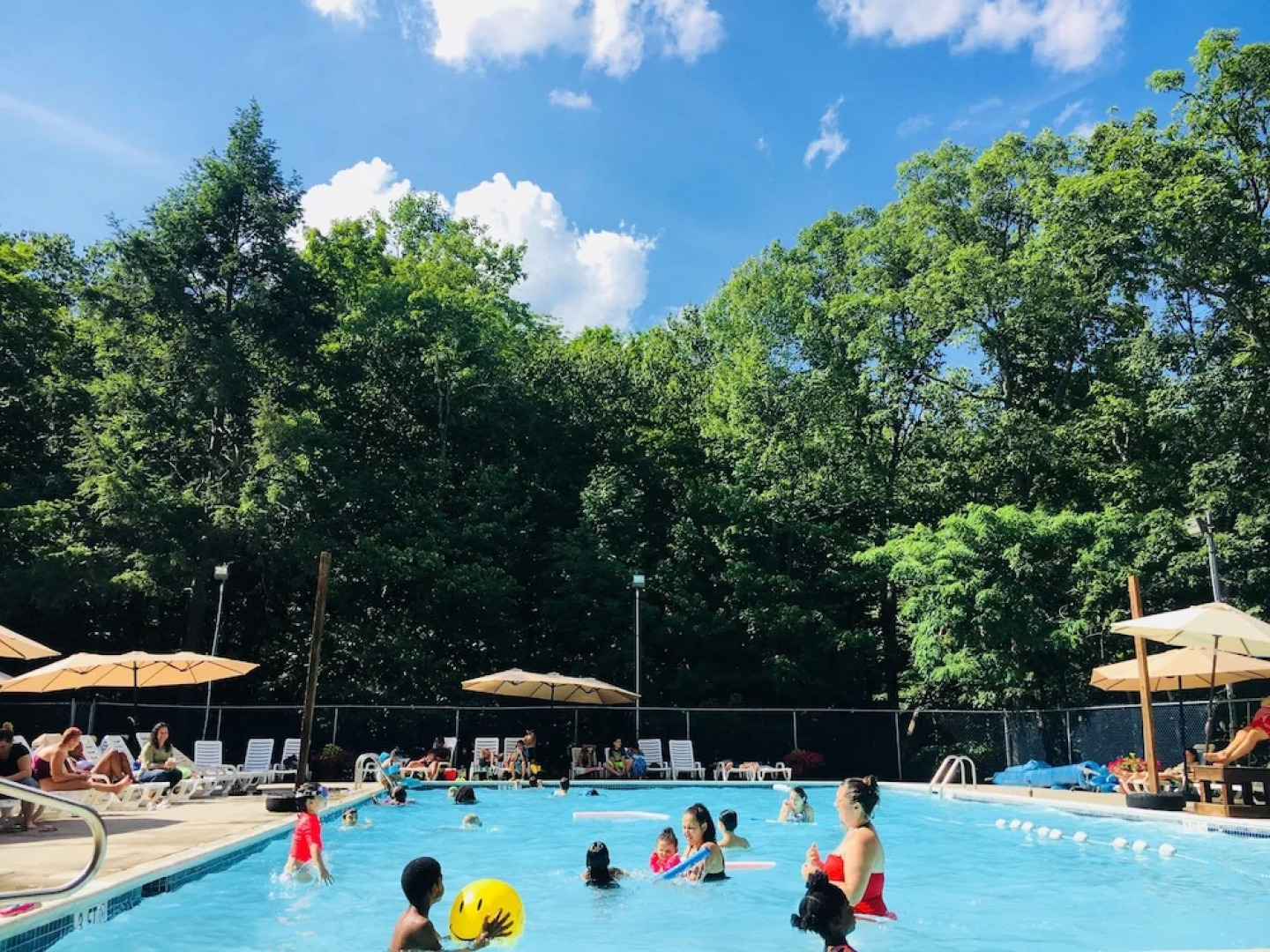 Beautiful Lakeside House Near Camelback