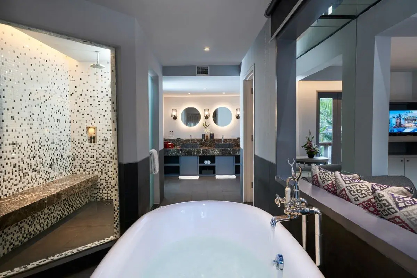 Отель Hard Rock Hotel Bali