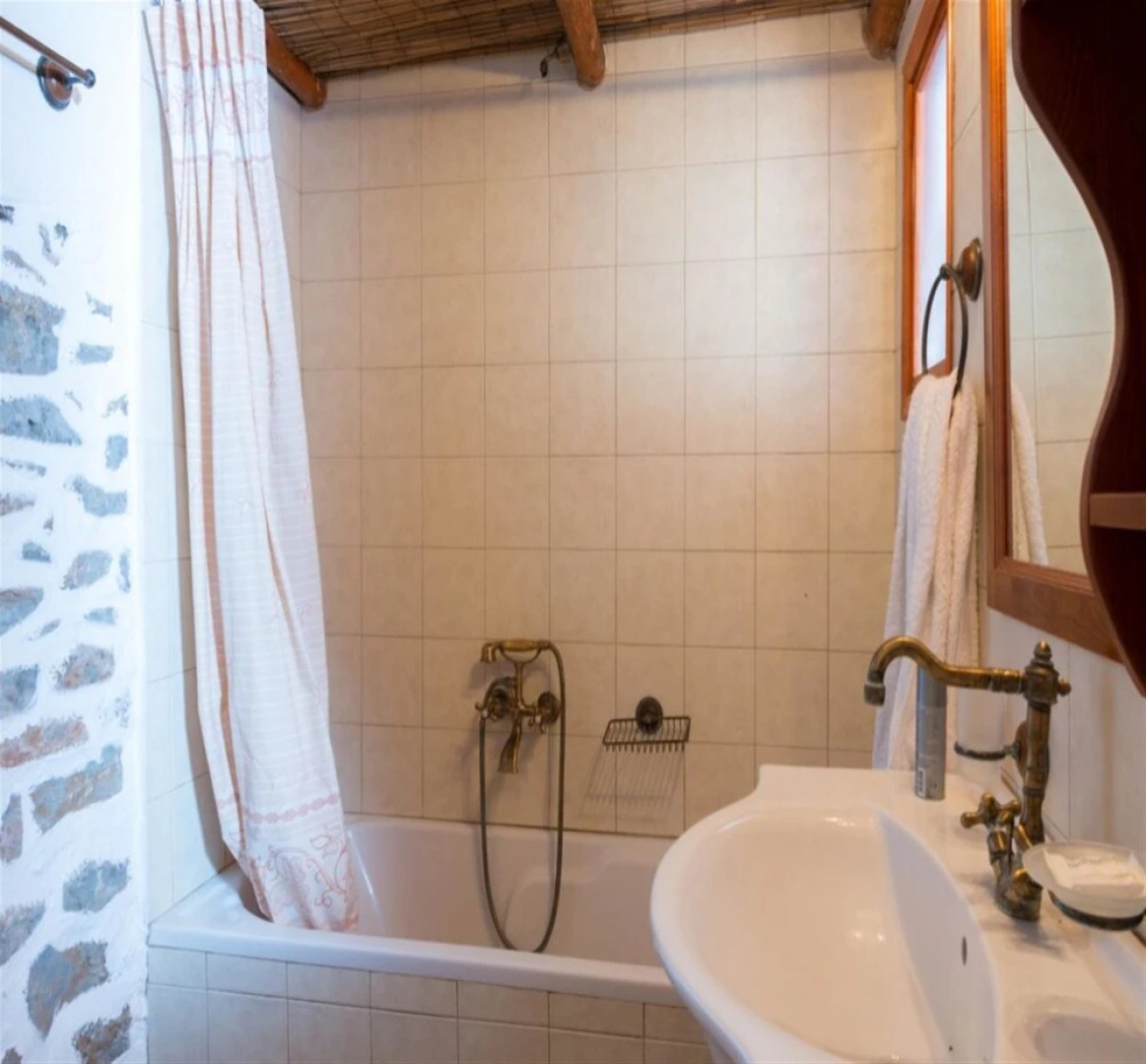 The Traditional Homes of Crete - Almond Tree Villas