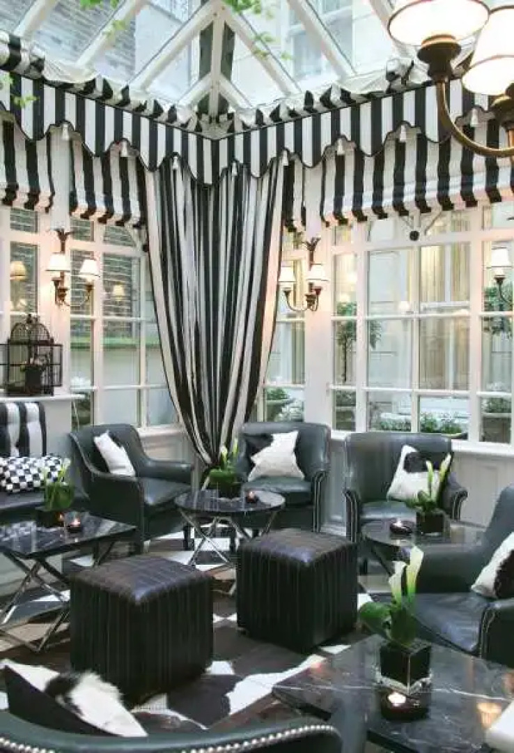 The Milestone Hotel  Apartments