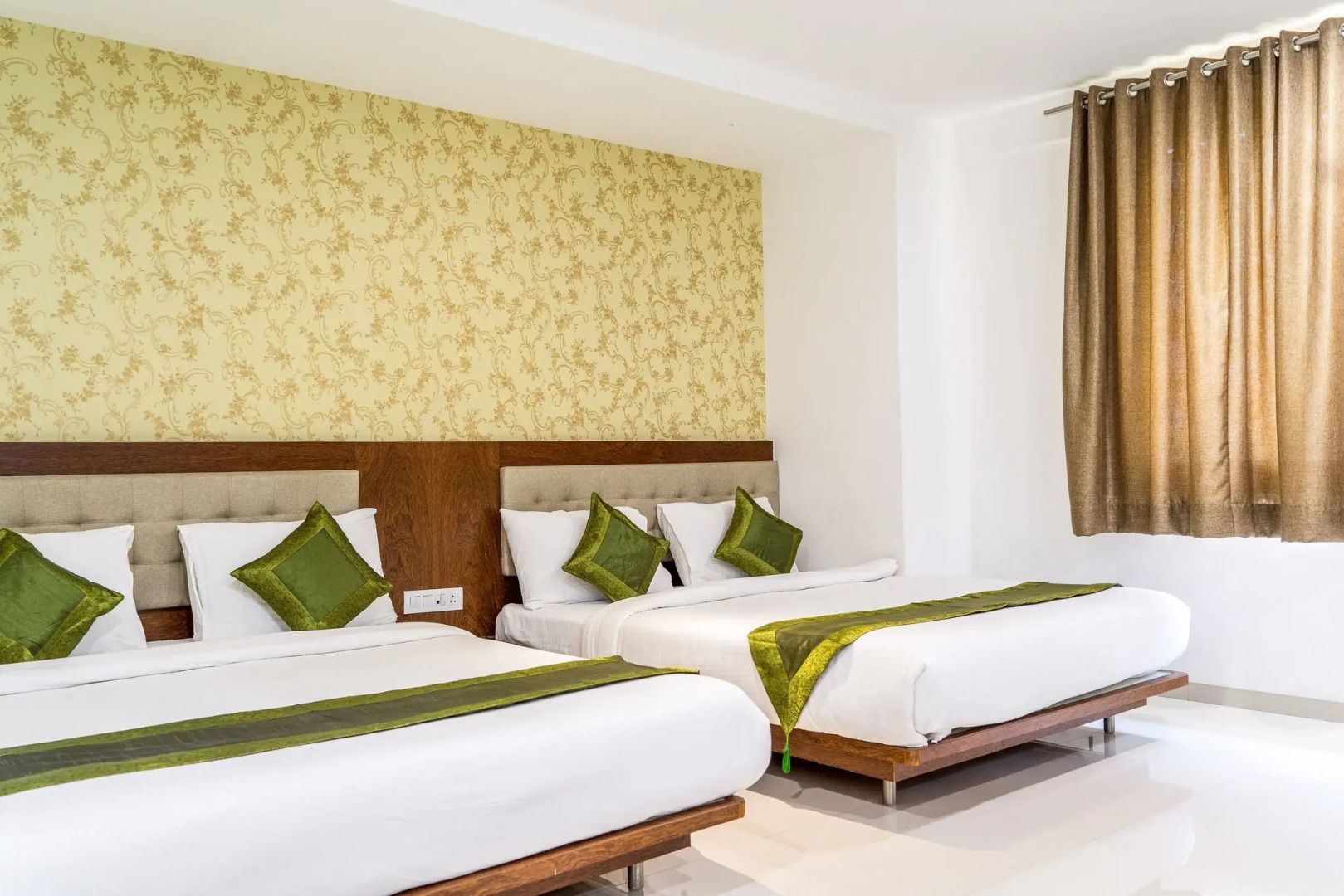 Hotel Pushpak Resort